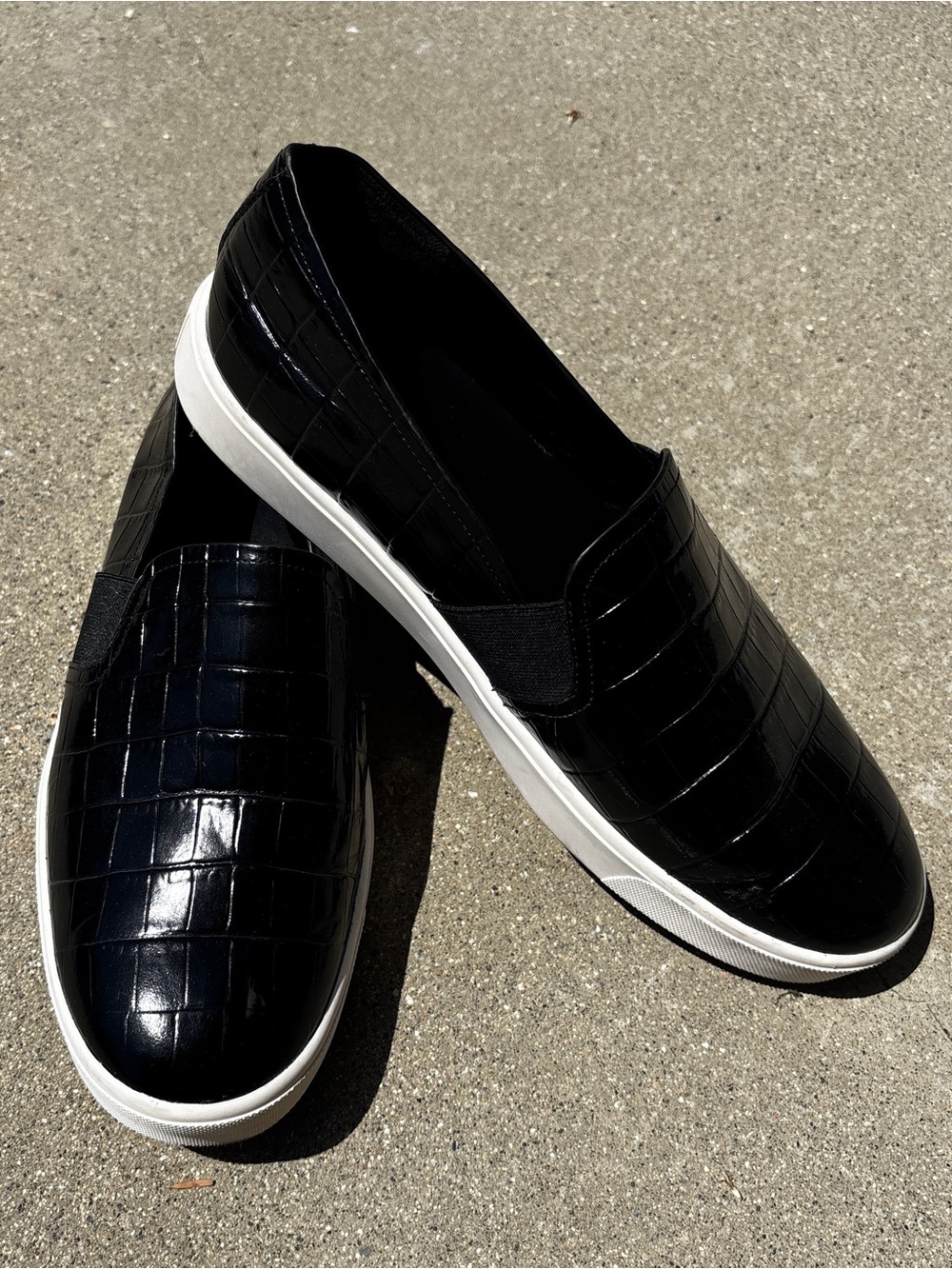 Vince Blair Croc Embossed Leather Sneaker Black Slip On Sz 8